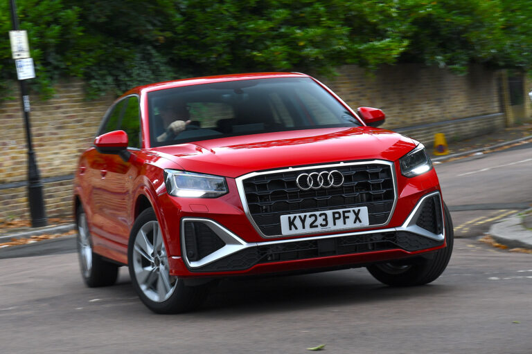 audi q2 review cornering