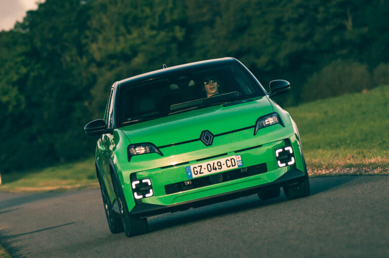 renault 5 coty 2024 jh 7