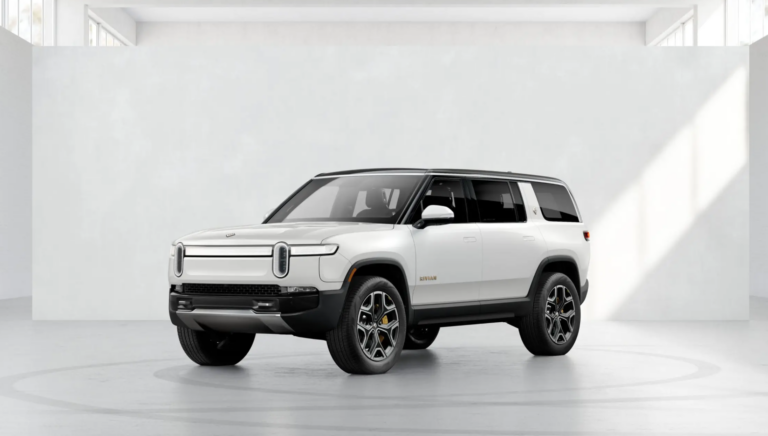 rivian white r1s